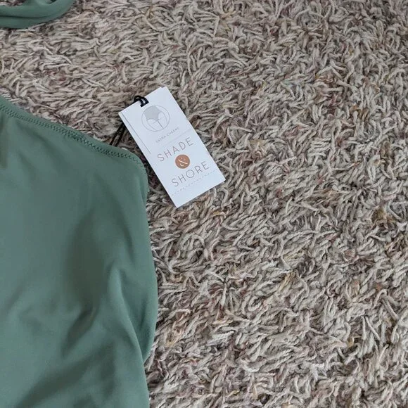 Shade & Shore NWT Deep V Tie 1 pc. Swimsuit Sz M (8-10) - Picture 3 of 5